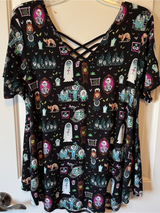 Disney Tops - Disney Haunted Mansion maruyama 50th anniversary women’s top size Large EUC cute